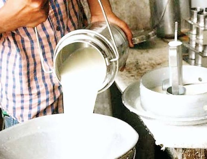 अब प्रति लीटर दूध पर मिलेगा 5 रुपये का बोनस