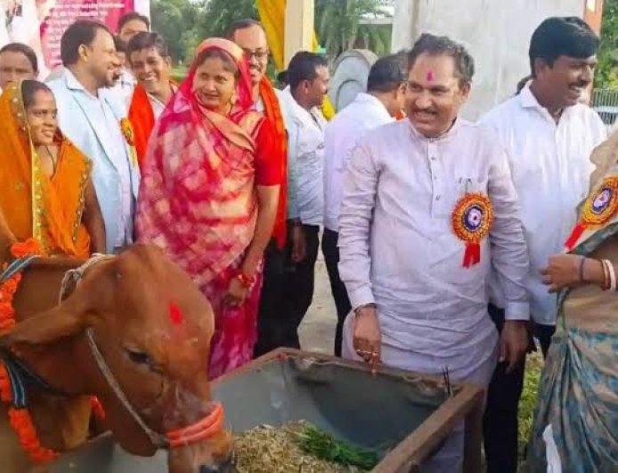 महज 10 प्रतिशत राशि में महिला किसानों को मिली साहीवाल नस्ल की गाय