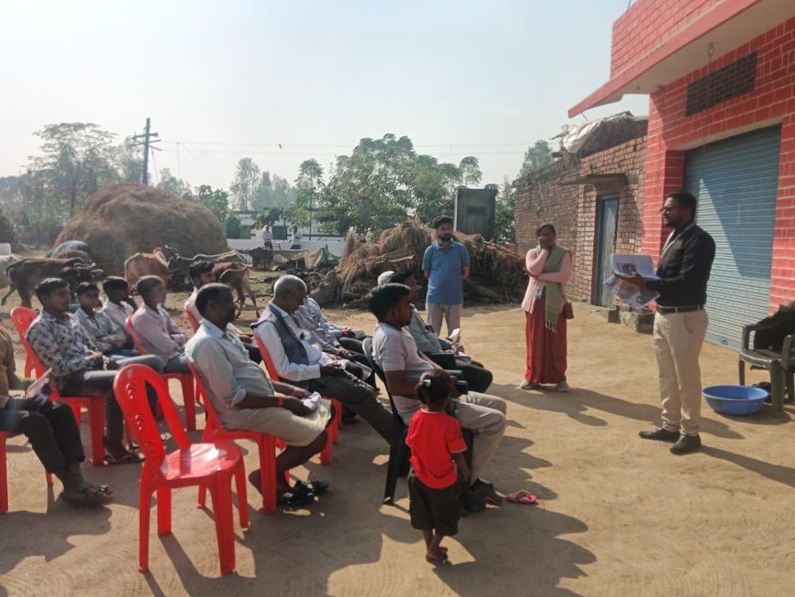 पूरनपुर में किसानों को जैविक खाद बनाने की तकनीक सिखाई गई